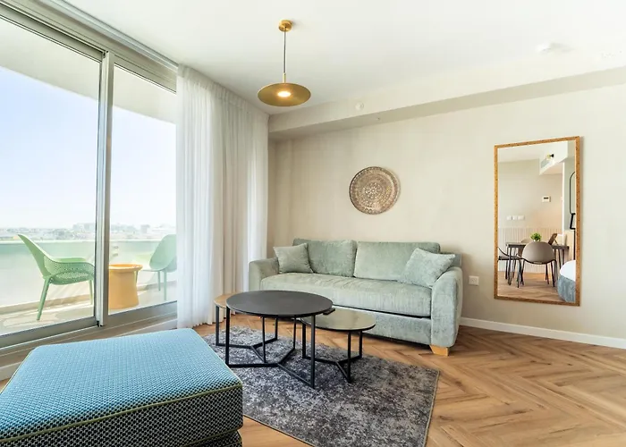 Luxury Apartments - By Harim